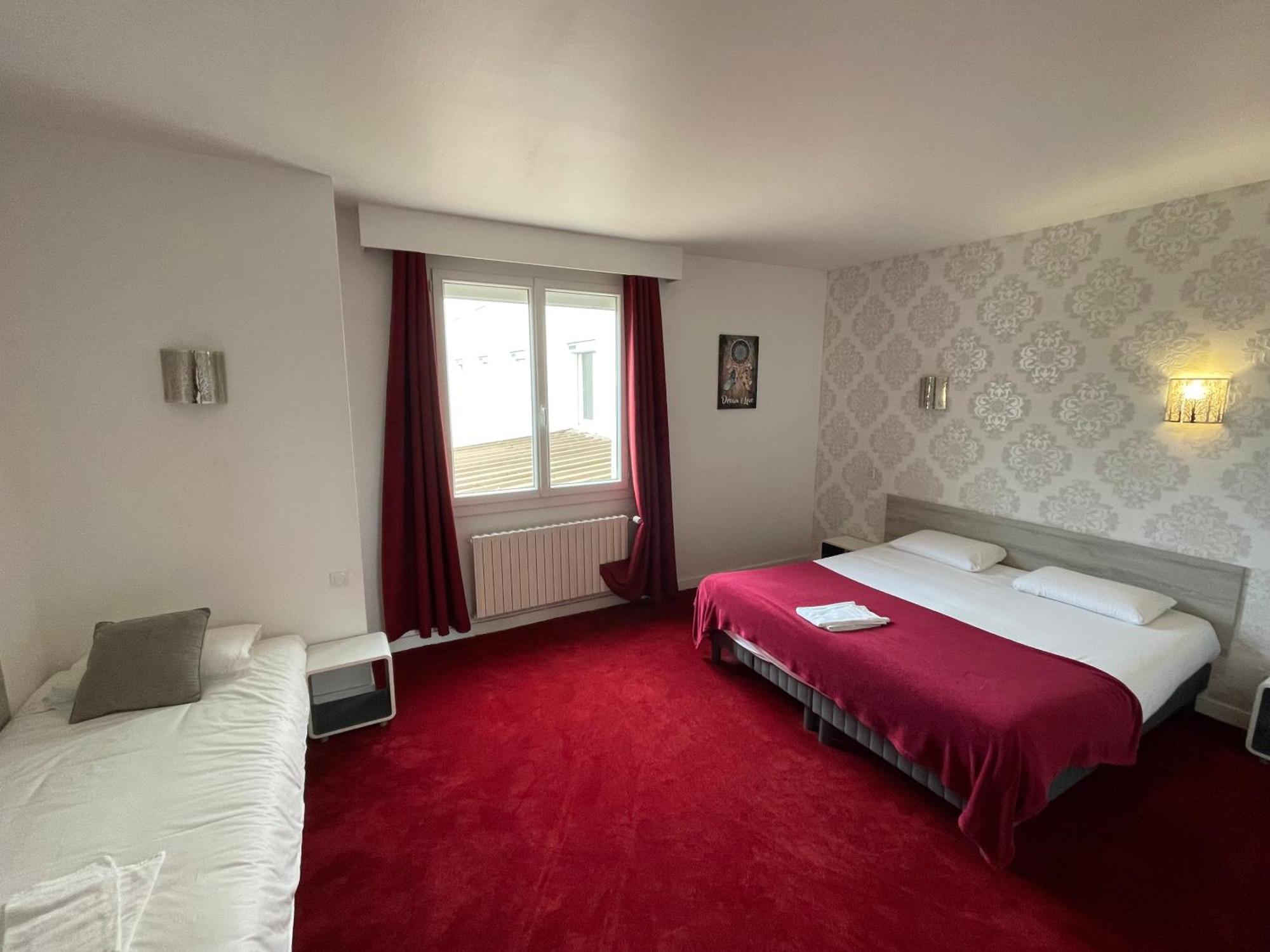 Le Relax Hotel Aurillac Exterior photo