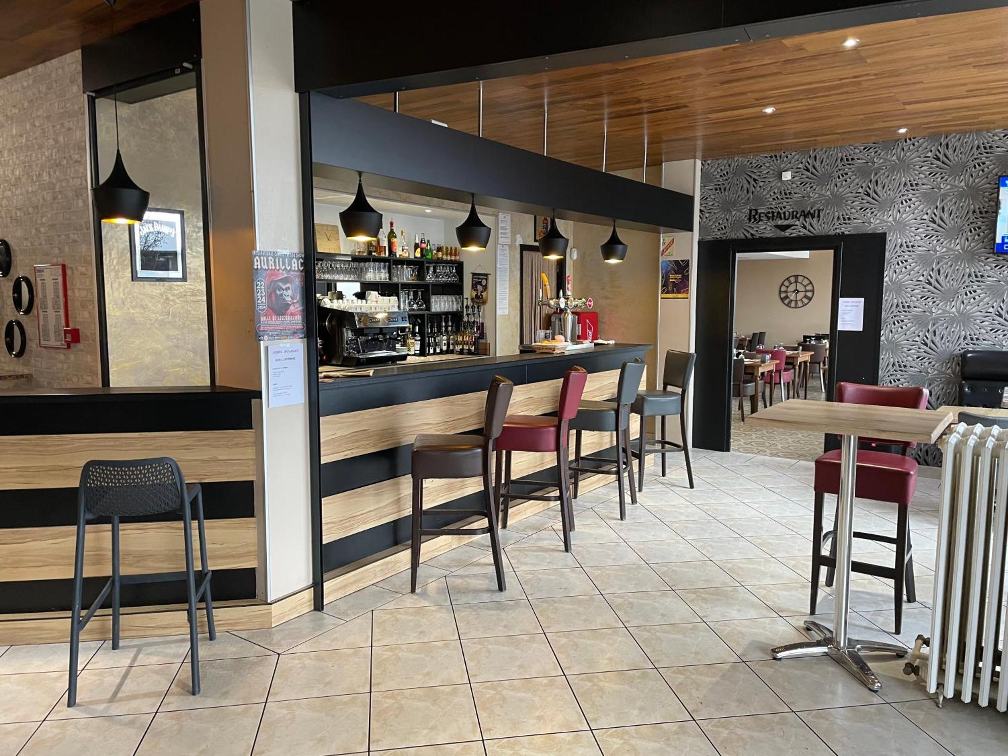Le Relax Hotel Aurillac Exterior photo
